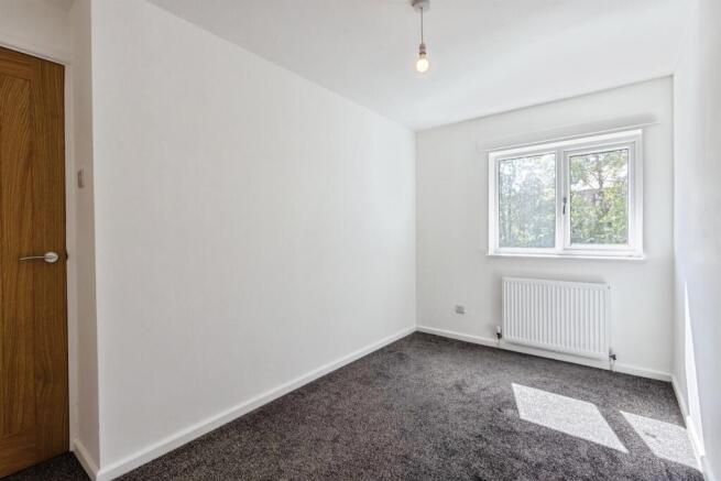 4 bed Detached for sale Image 12