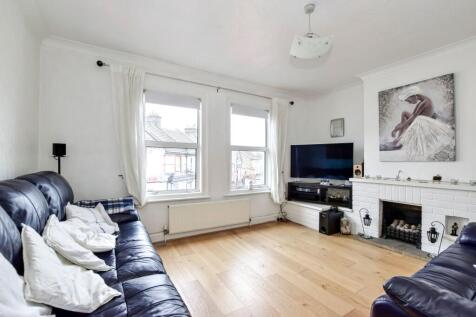Leavesden Road, Watford, WD24