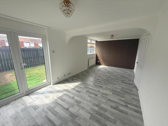 3 bed End of Terrace to rent Image 6