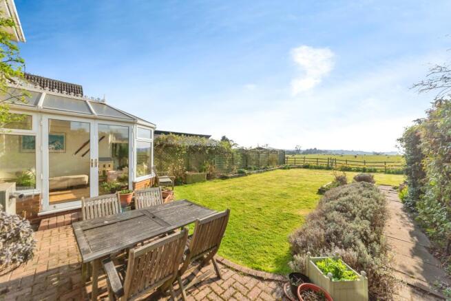 15_millfield_crescent-27