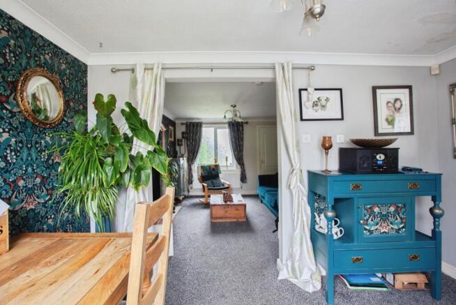 3 bed Detached for sale Image 8