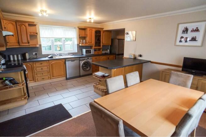 Kitchen / Diner