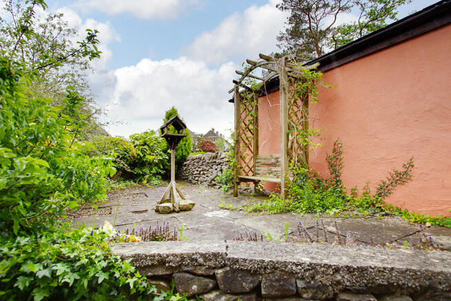2 bed House for sale Image 11