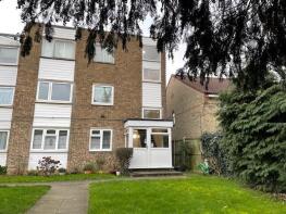 7a, Mawney Court, Havering Road, Romford RM1 4QT