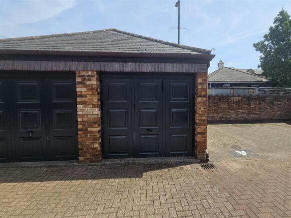 2 - Two X Garages in Redcliffe.jpg