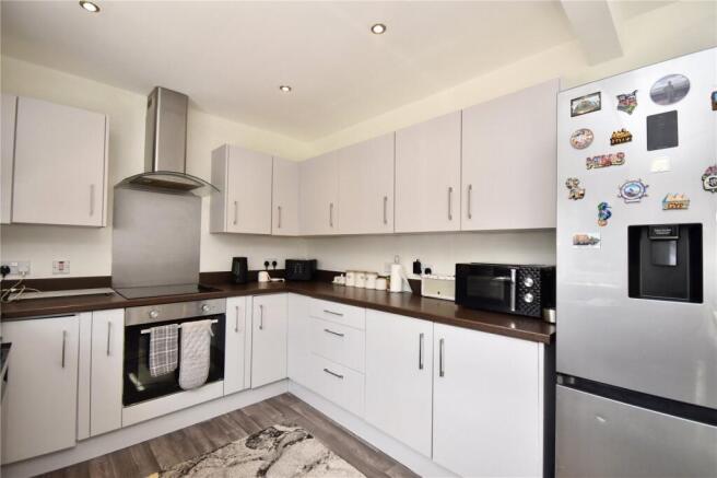3 bed Terraced for sale Image 5