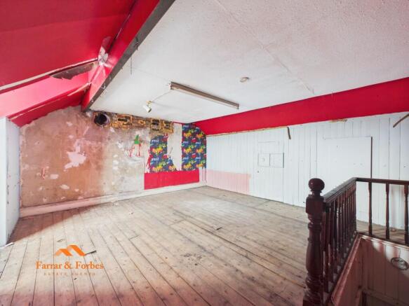 4 bed Terraced for sale Image 12