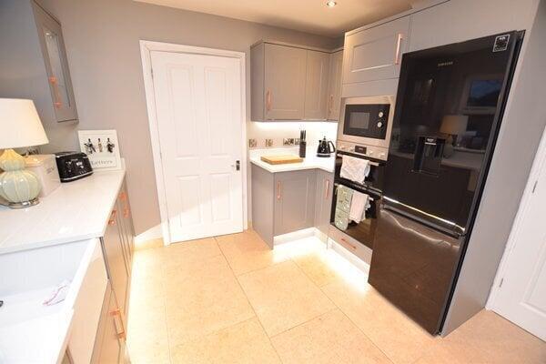open plan kitchen/diner