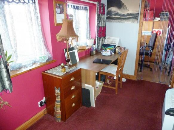 Landing/hobby area