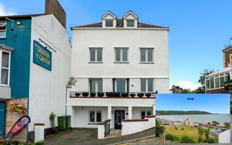 Upper Garth Road, Bangor, Gwynedd, LL57