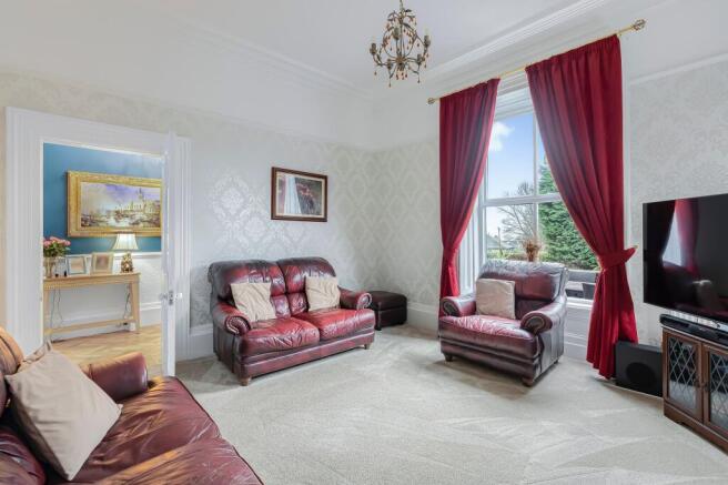 6 bed Character Property for sale Image 11