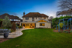 18, Briton Crescent, South Croydon CR2 0JE