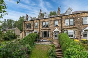 2, Crag Vale, Crag Lane, Leeds LS17 0BS