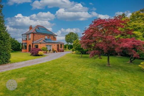 Holcroft Lane, Culcheth, WA3