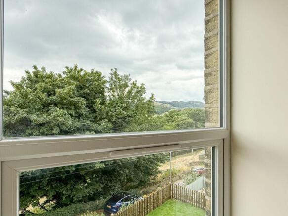 2 bed Maisonette for sale Image 8