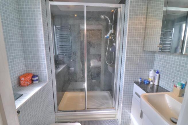 Master Ensuite