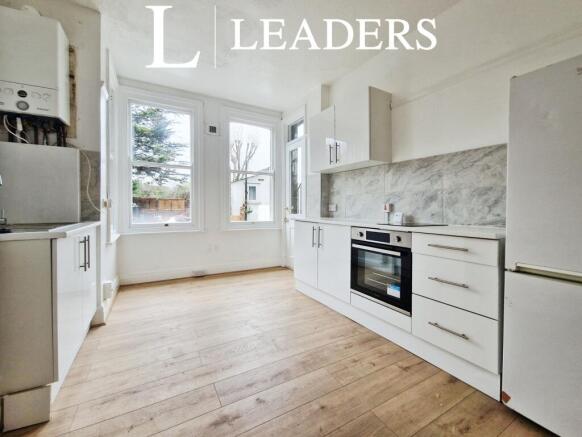 Kitchen/Lounge