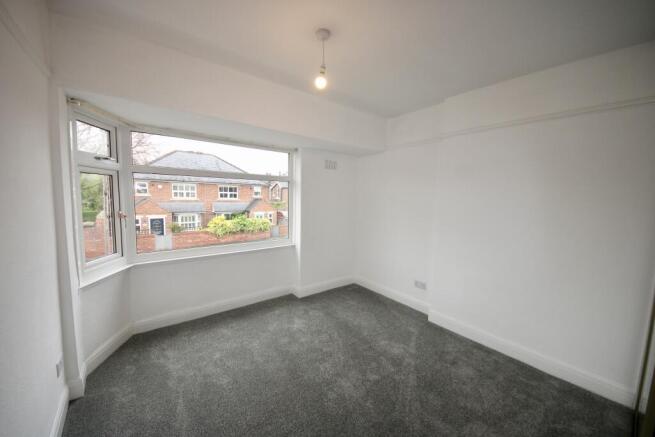 3 bed House to rent Image 6