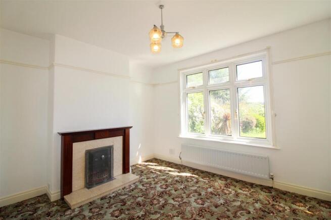 3 bed Semi-Detached to rent Image 8