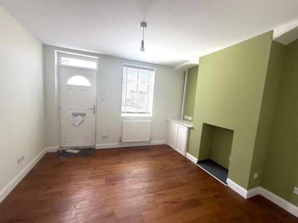 2 bed Terraced for sale Image 5