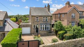 60, Yew Tree Road, Birchencliffe, Huddersfield HD3 3QR