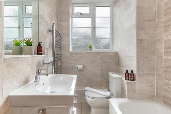 32 Greville Hall_NW6_14.jpg