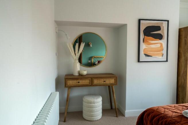 3 bed Semi-Detached to rent Image 9