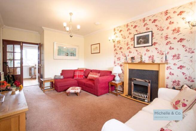 Sitting room 2nd aspect 