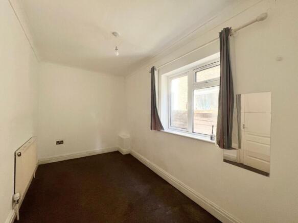 Balmoral Road, Gillingham, ME7 photo 5