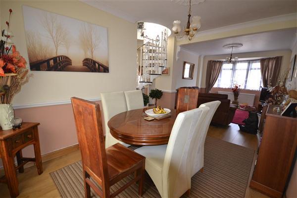 Lounge/Diner