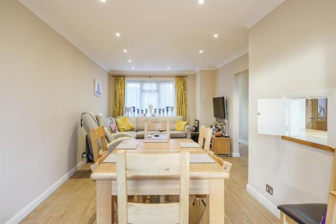 24 Partridge Way Dining Area.jpg