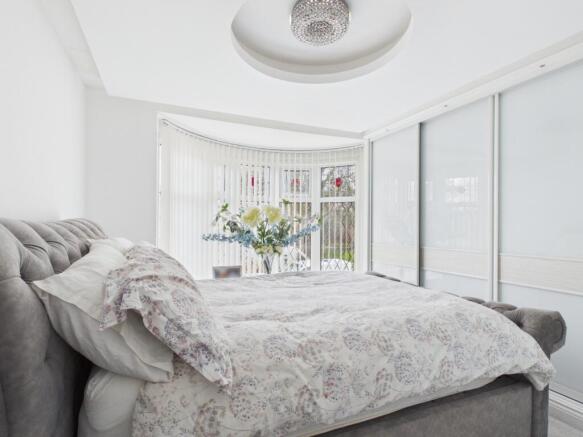 3 bed Terraced for sale Image 8