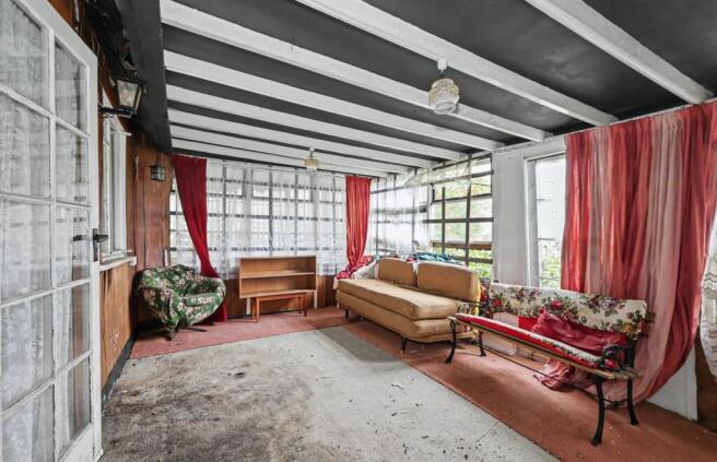 278 Faversham Road, Seasalter, Whitstable, Kent, CT5 4BN photo 3