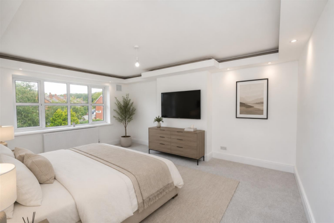 4 bed Semi-Detached for sale Image 5