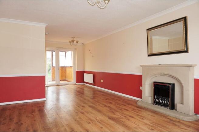 Lounge/Dining Room