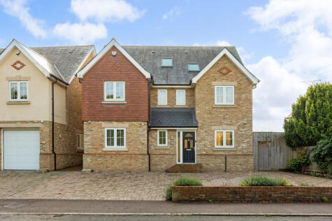 Station Road, Wraysbury, TW19