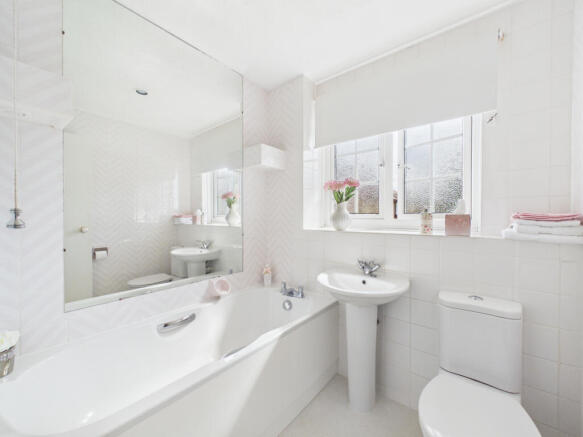 3 bed Detached for sale Image 10