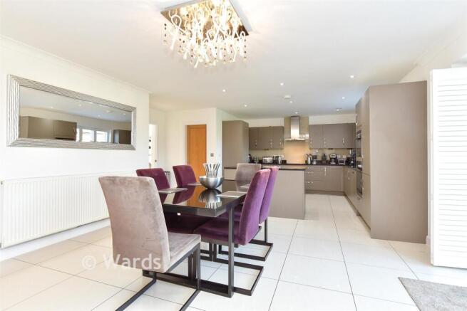 Kitchen/Dining Area
