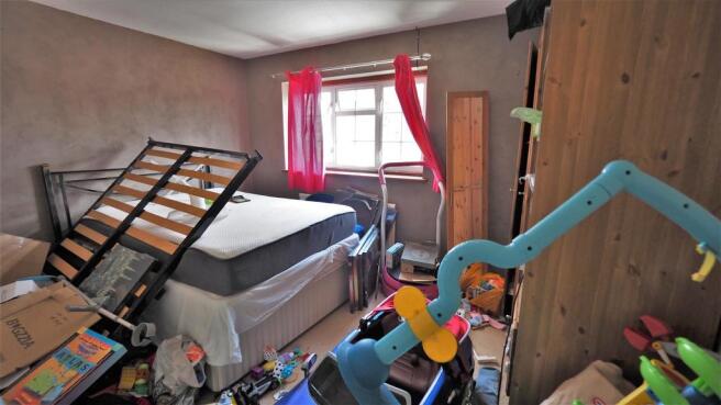 Bed2.JPG