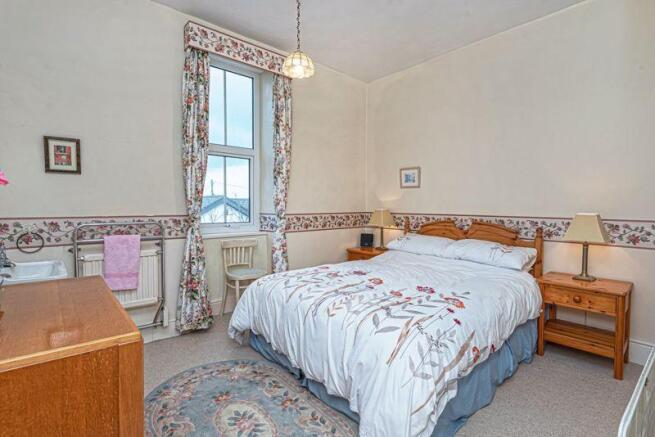 BEDROOM (COTTAGE)