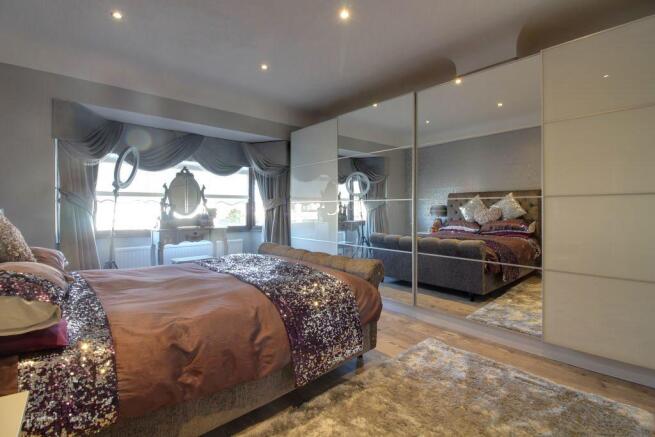 Bedroom 2 (Double)