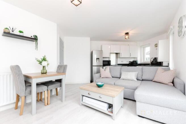 Lounge/ Kitchen