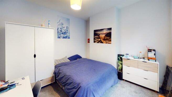 195-Sharrowvale-Road-Bedroom(5).jpg