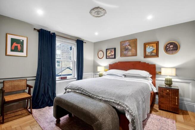 3 bed Semi-Detached for sale Image 10