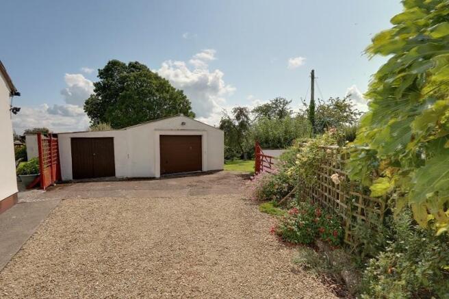 Garage / Workshop