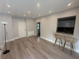 Flat A, 35, Westbury Avenue, Wood Green, London N22 6BS