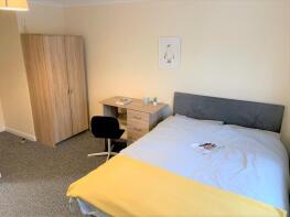 8, Berkeley Close, Southampton SO15 2TR
