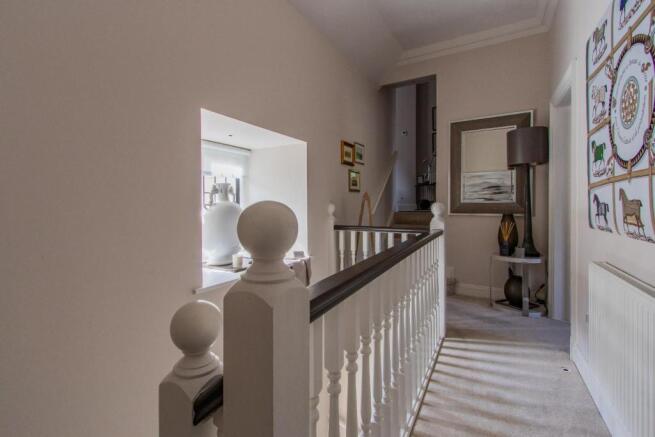 Cefn Mabley House 11-28.jpg
