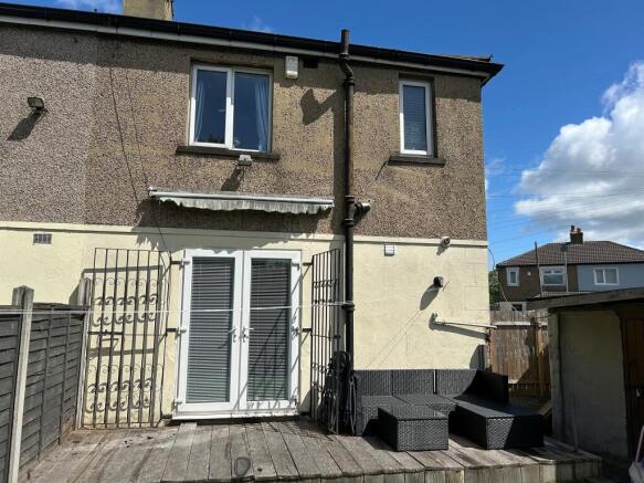 3 bed Semi-Detached for sale Image 9