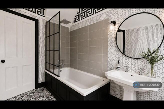 1 bed House Share to rent Image 8